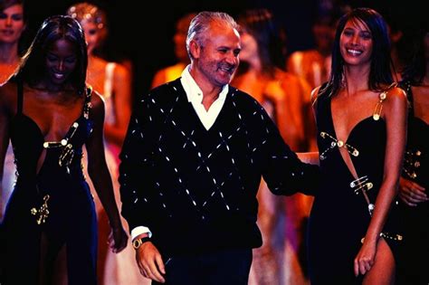 la stilista versace|gianni versace.